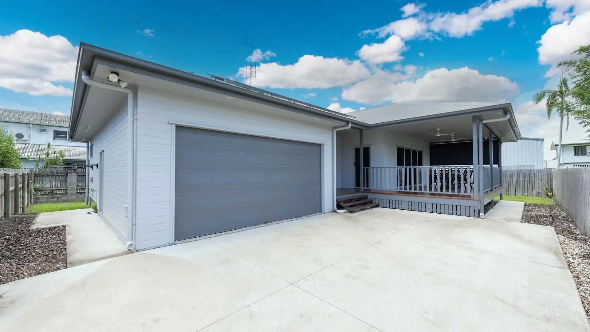 Holiday home Getaway On The Green Rosslea Australia